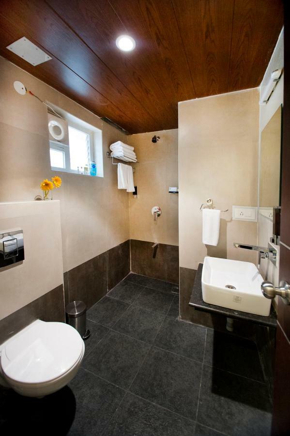 Raj Residency Hotel Bangalore Exterior foto